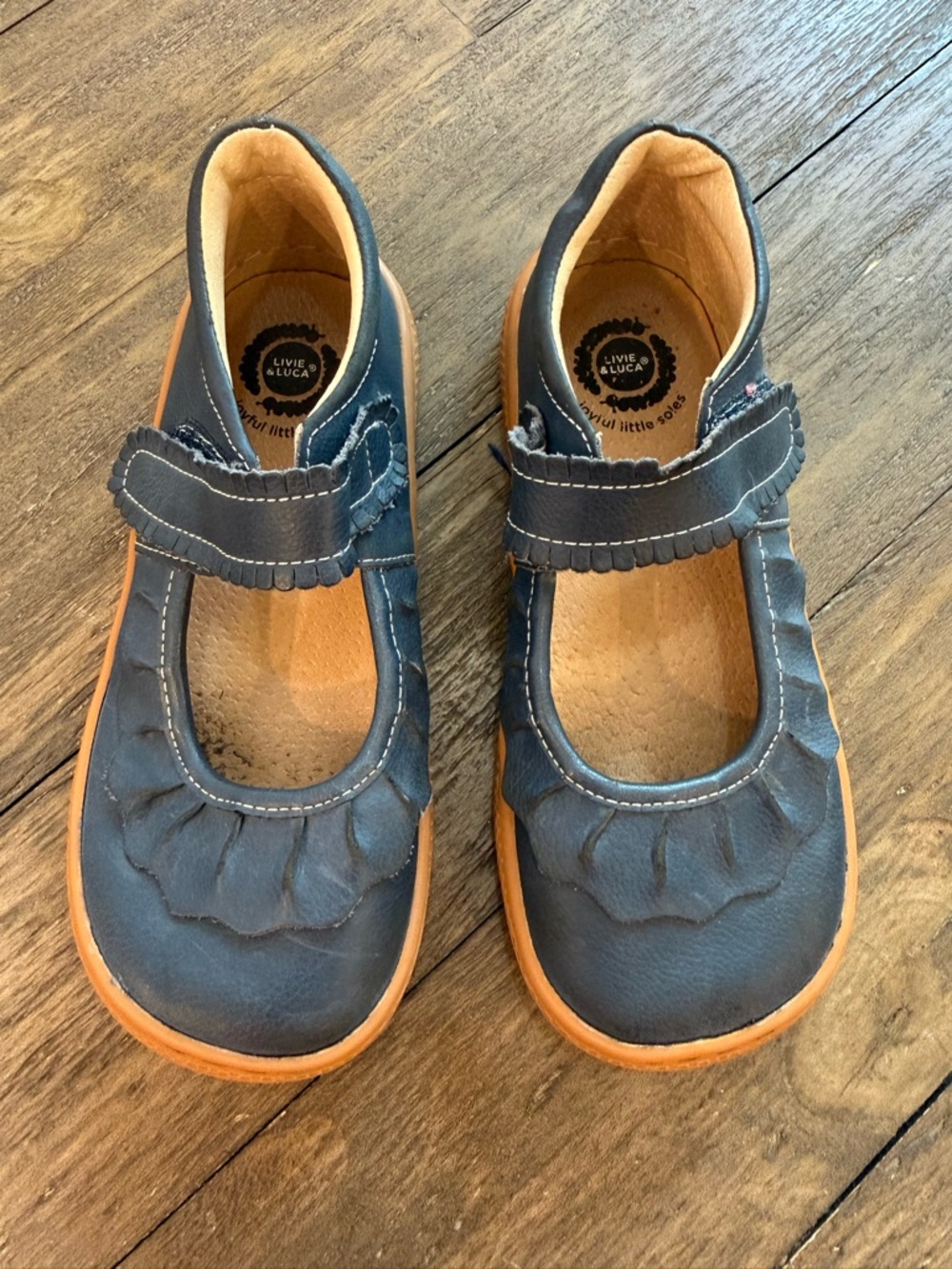 Livie & Luca Kids Size 1 Navy Leather Ruffle Mary Jane Shoes Comfort Flats